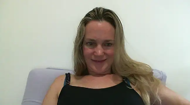 Annylove1 online show from January 27, 2025, 12:12 am