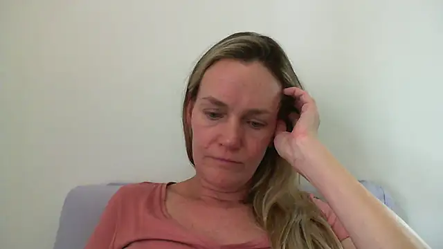 Annylove1 online show from January 27, 2025, 5:15 pm