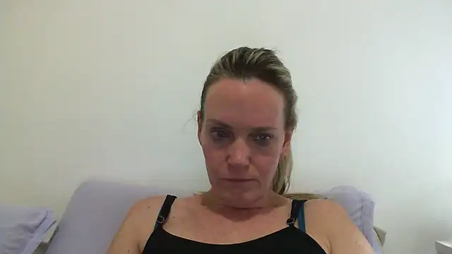 Annylove1 online show from January 30, 2025, 12:18 am