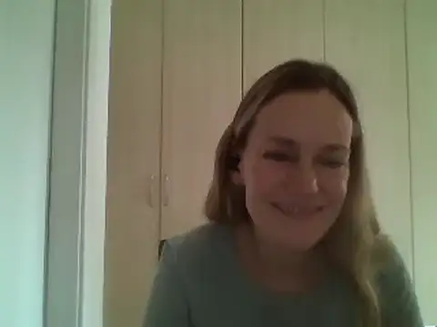 Annylove1 online show from March 17, 2025, 4:54 pm