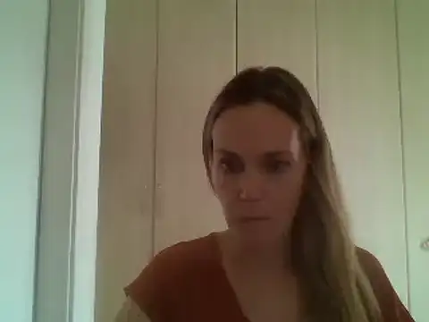 Annylove1 online show from March 19, 2025, 5:06 pm