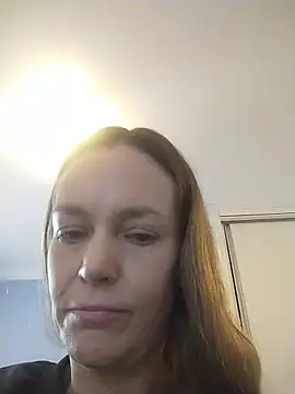 Annylove1 online show from October 10, 2025, 10:58 am