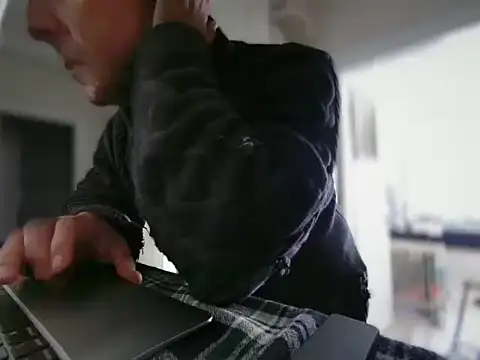 Snapshot of ALPHANDRE chatting on February 24, 2026, 10:13 am ALPHANDRE online show from February 24, 2026, 10:13 am