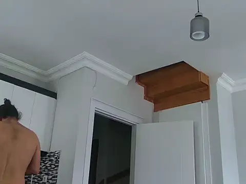 Snapshot of ALPHANDRE chatting on April 14, 2026, 8:42 am ALPHANDRE online show from April 14, 2026, 8:42 am