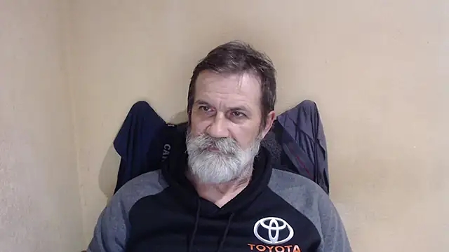 AlexNudo online show from November 5, 2025, 1:11 pm