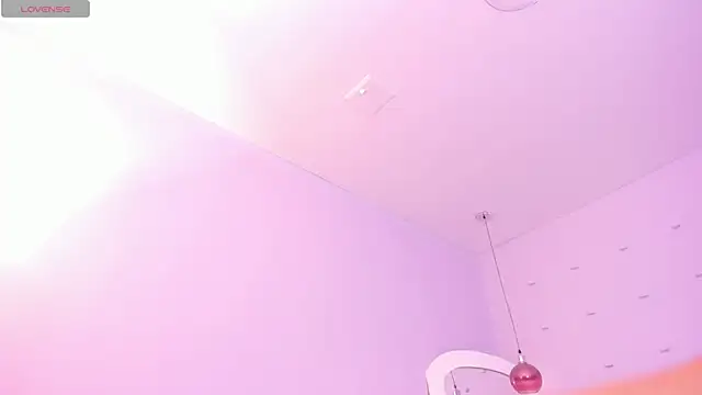 haileystone online show from February 13, 2025, 12:00 pm