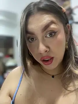 Snapshot of Im_sophiie chatting on March 16, 2025, 6:20 am Im sophiie online show from March 16, 2025, 6:20 am