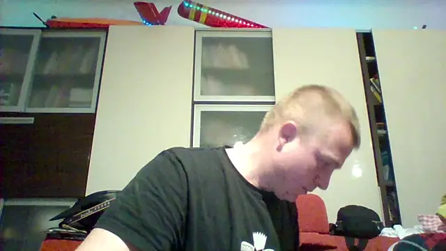 Matttthees online show from October 12, 2025, 9:25 pm