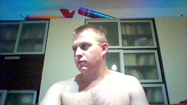 Matttthees online show from November 1, 2025, 8:55 pm