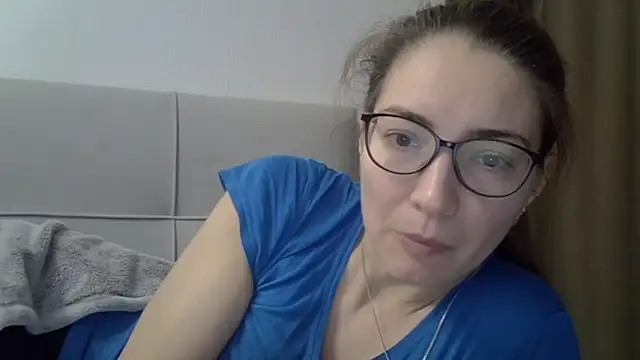 Ashleyspice online show from December 16, 2025, 6:07 am