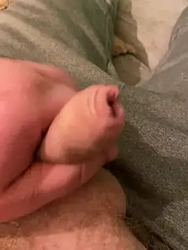 Snapshot of Joeangus87 chatting on January 19, 2025, 12:06 am Joeangus87 online show from January 19, 2025, 12:06 am