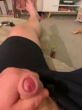 Snapshot of Joeangus87 chatting on January 30, 2025, 12:39 am Joeangus87 online show from January 30, 2025, 12:39 am