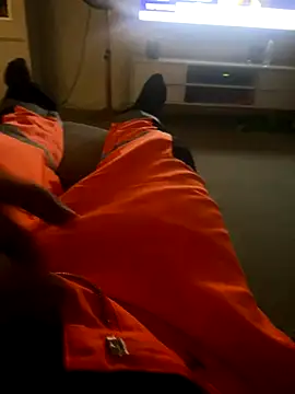 Snapshot of Joeangus87 chatting on October 18, 2025, 6:26 am Joeangus87 online show from October 18, 2025, 6:26 am