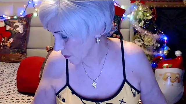 Snapshot of HappyWomanOn chatting on December 27, 2024, 7:46 pm HappyWomanOn online show from December 27, 2024, 7:46 pm