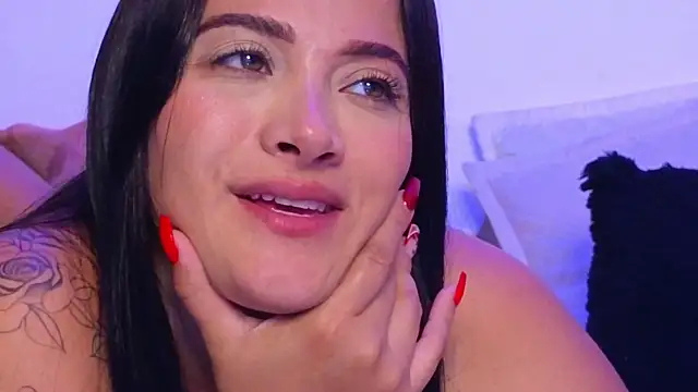 Snapshot of Marianaa_Lopezz chatting on December 27, 2024, 10:48 pm Marianaa Lopezz online show from December 27, 2024, 10:48 pm