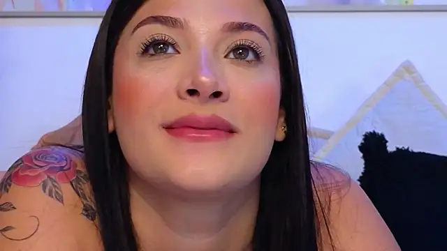Snapshot of Marianaa_Lopezz chatting on February 28, 2025, 3:15 pm Marianaa Lopezz online show from February 28, 2025, 3:15 pm