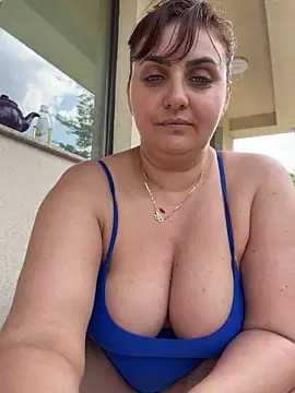 AnneKane online show from May 8, 2026, 9:58 am