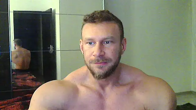 muscularkevin online show from December 3, 2024, 5:09 am