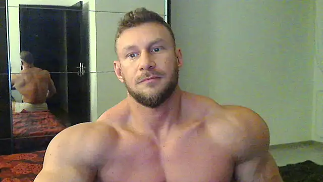 muscularkevin online show from December 10, 2024, 2:06 pm