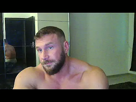 muscularkevin online show from October 29, 2025, 2:52 pm