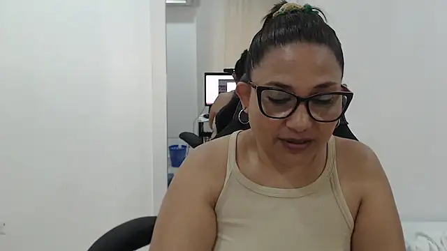 Katha Marck online show from September 13, 2025, 7:57 pm