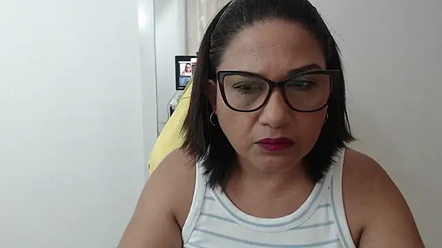 Snapshot of Katha_Marck chatting on January 6, 2026, 12:31 pm Katha Marck online show from January 6, 2026, 12:31 pm