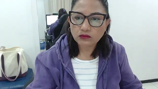 Snapshot of Katha_Marck chatting on February 24, 2026, 12:47 pm Katha Marck online show from February 24, 2026, 12:47 pm