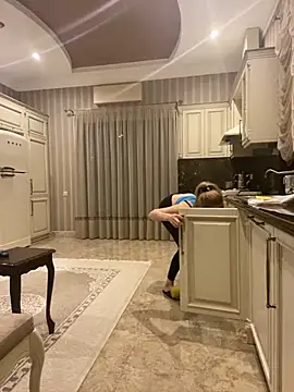 Amazoniiaa online show from February 21, 2025, 5:53 pm