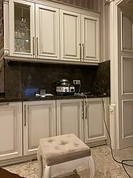 Amazoniiaa online show from February 22, 2025, 7:14 pm