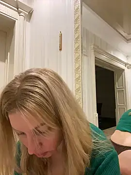 Amazoniiaa online show from March 9, 2025, 6:00 pm