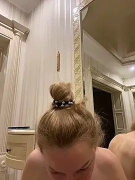 Amazoniiaa online show from March 14, 2025, 6:18 pm