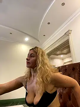 Amazoniiaa online show from October 26, 2025, 9:26 am