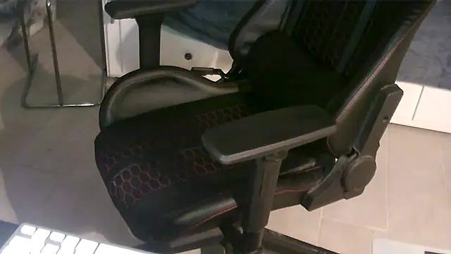 sr4343 online show from February 10, 2026, 8:24 pm