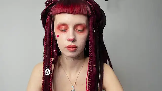 Snapshot of FlowerOfSin2001 chatting on March 20, 2025, 4:42 pm FlowerOfSin2001 online show from March 20, 2025, 4:42 pm