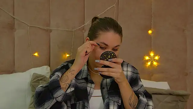 RachelSimpson online show from December 19, 2024, 9:28 pm