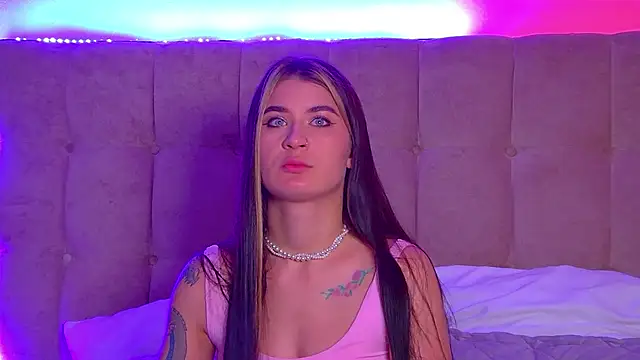 RachelSimpson online show from March 18, 2025, 6:26 pm