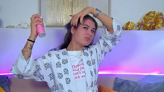 RachelSimpson online show from September 15, 2025, 6:24 am