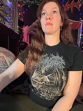 Snapshot of courtneyoccult chatting on November 18, 2025, 6:07 am courtneyoccult online show from November 18, 2025, 6:07 am