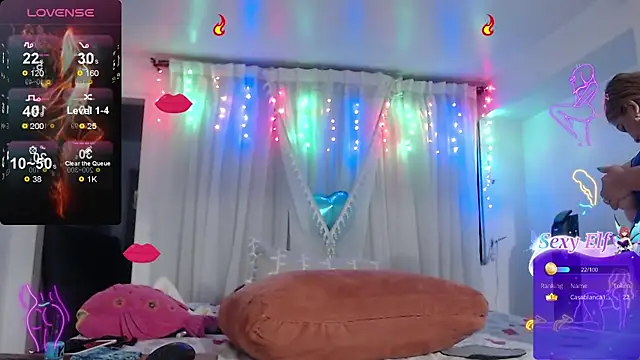 linapalacios online show from February 22, 2025, 12:49 am