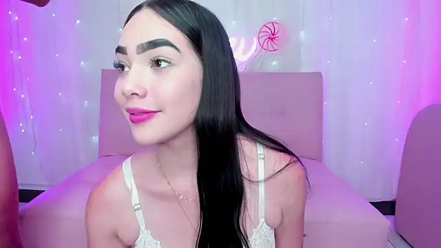 Snapshot of Litzy1_ chatting on February 13, 2025, 8:24 pm Litzy1 online show from February 13, 2025, 8:24 pm