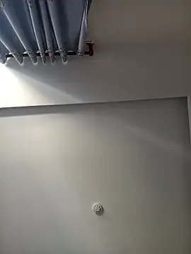 Eliza Wendy online show from December 5, 2025, 2:09 am