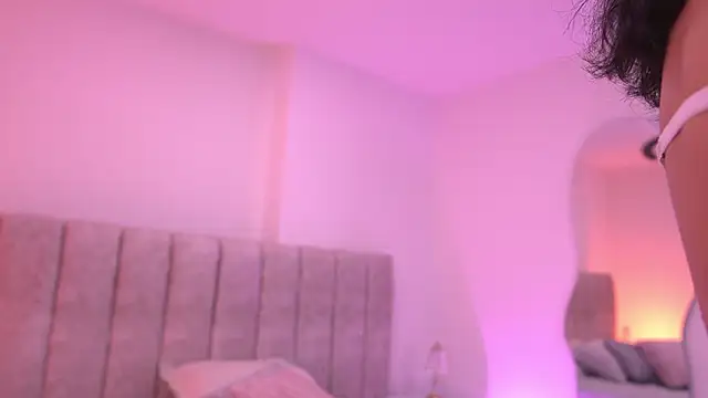 violeta aroca online show from January 14, 2026, 3:12 am