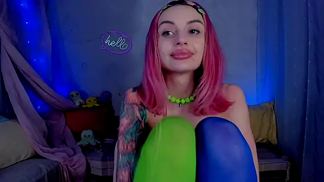Snapshot of LickLizzy chatting on March 16, 2025, 2:10 am LickLizzy online show from March 16, 2025, 2:10 am
