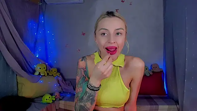 LickLizzy online show from February 6, 2026, 10:35 pm