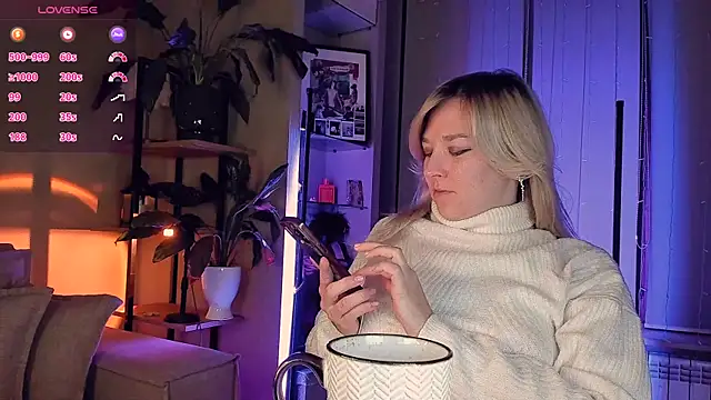 Snapshot of 5_in_one chatting on October 6, 2025, 3:37 am 5 in one online show from October 6, 2025, 3:37 am