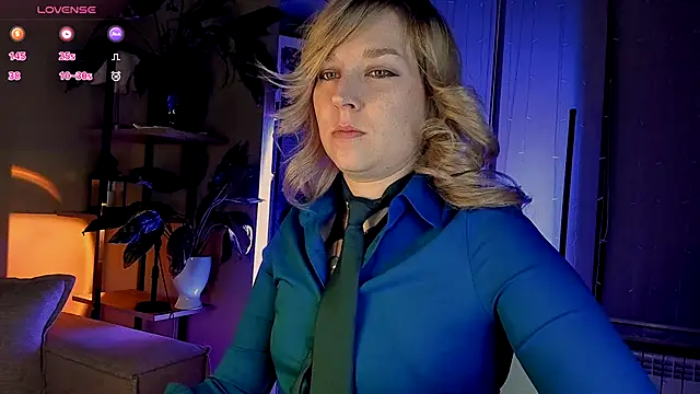 Snapshot of 5_in_one chatting on October 31, 2025, 3:29 am 5 in one online show from October 31, 2025, 3:29 am