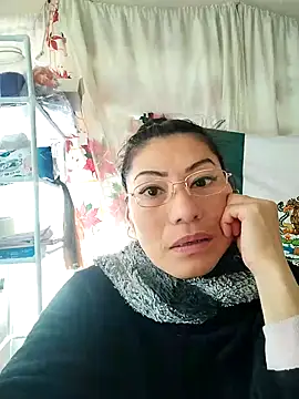 Snapshot of LaInsaciableIntensa chatting on February 2, 2025, 4:54 pm LaInsaciableIntensa online show from February 2, 2025, 4:54 pm