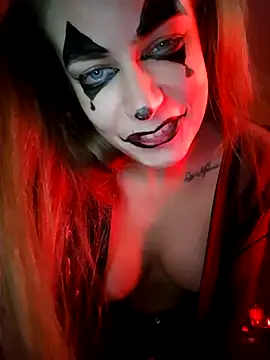 Snapshot of Keli_Jessi chatting on October 31, 2025, 7:26 pm Keli Jessi online show from October 31, 2025, 7:26 pm