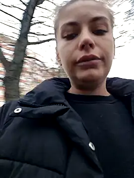 Snapshot of Keli_Jessi chatting on November 12, 2025, 2:17 pm Keli Jessi online show from November 12, 2025, 2:17 pm