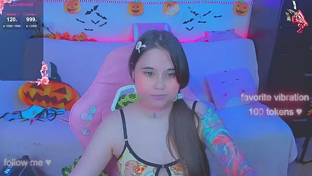 Lolisuccub online show from October 20, 2025, 5:13 pm